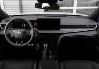 Новый Toyota Camry Sedan 2025 (4 фото)