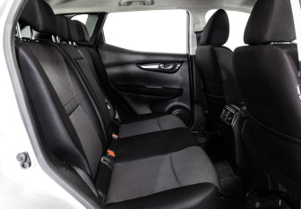 Подержанный автомобиль Nissan Qashqai 2018 года (15 фото)