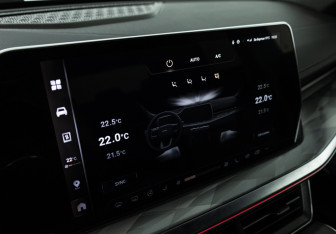 Подержанный автомобиль Haval F7x 2025 года (19 фото)