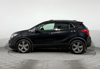 Подержанный автомобиль Opel Mokka 2013 года (8 фото)