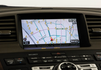 Подержанный автомобиль Infiniti M Sedan 2008 года (13 фото)