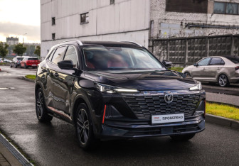 Подержанный автомобиль Changan CS55PLUS 2024 года (5 фото)