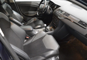 Подержанный автомобиль Citroen C5 Wagon 2009 года (12 фото)