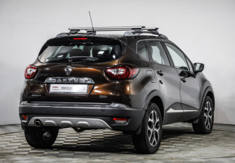 Подержанный автомобиль Renault Kaptur 2018 года (5 фото)