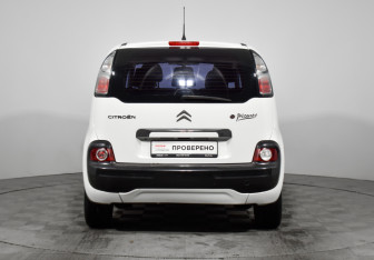 Подержанный автомобиль Citroen C3 Picasso 2010 года (6 фото)