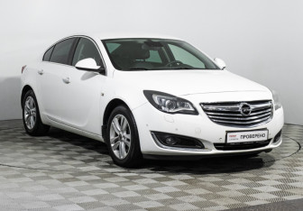 Подержанный автомобиль Opel Insignia Sedan 2013 года (3 фото)