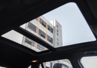 Подержанный автомобиль BMW X5 2013 года (31 фото)