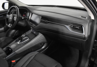 Подержанный автомобиль Haval F7 2020 года (12 фото)