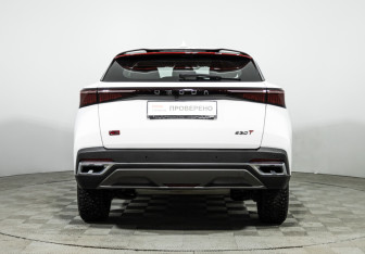 Подержанный автомобиль Omoda C5 2024 года (6 фото)