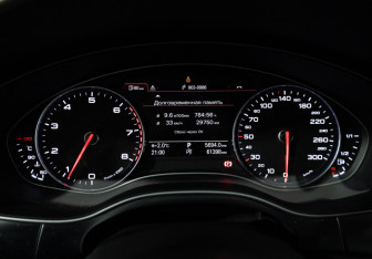 Подержанный автомобиль Audi A6 Sedan 2014 года (12 фото)