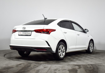 Подержанный автомобиль Hyundai Solaris Sedan 2021 года (5 фото)