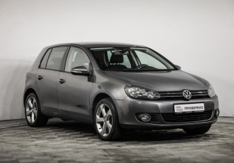 Подержанный автомобиль Volkswagen Golf Hatchback 2009 года (3 фото)