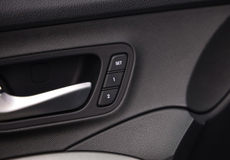 Подержанный автомобиль Hyundai Santa Fe 2018 года (23 фото)