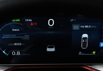 Подержанный автомобиль Geely Coolray 2024 года (12 фото)