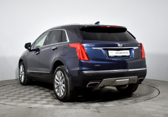 Подержанный автомобиль Cadillac XT5 2019 года (7 фото)
