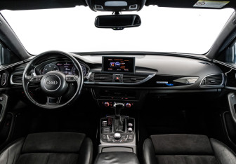 Подержанный автомобиль Audi A6 allroad 2013 года (10 фото)