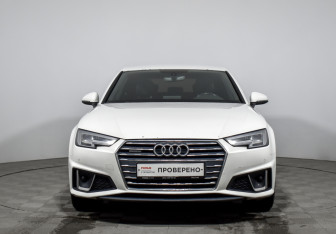 Подержанный автомобиль Audi A4 Sedan 2019 года (2 фото)