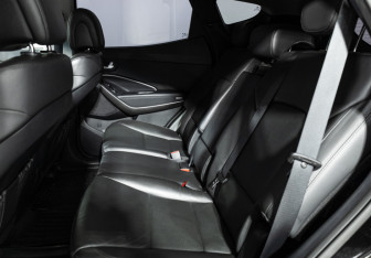 Подержанный автомобиль Hyundai Santa Fe 2016 года (10 фото)