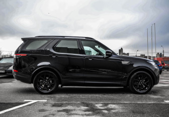 Подержанный автомобиль Land Rover Discovery 2018 года (5 фото)