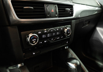 Подержанный автомобиль Mazda CX-5 2017 года (17 фото)
