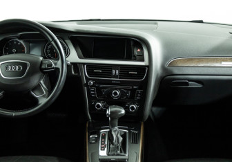 Подержанный автомобиль Audi A4 Sedan 2015 года (14 фото)