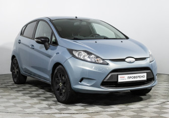 Подержанный автомобиль Ford Fiesta Hatchback 2009 года (3 фото)