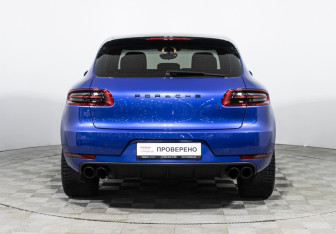 Подержанный автомобиль Porsche Macan 2015 года (6 фото)
