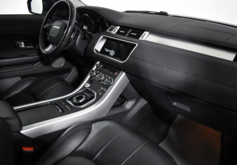 Подержанный автомобиль Land Rover Range Rover Evoque 2018 года (14 фото)