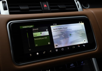 Подержанный автомобиль Land Rover Range Rover Sport 2021 года (21 фото)