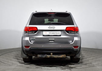 Подержанный автомобиль Jeep Grand Cherokee 2013 года (6 фото)