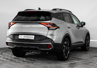 Подержанный автомобиль Kia Sportage 2023 года (5 фото)