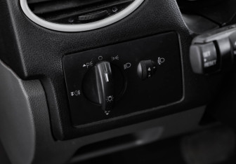 Подержанный автомобиль Ford Focus Sedan 2008 года (14 фото)