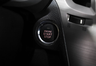 Подержанный автомобиль Subaru Outback Wagon 2012 года (12 фото)