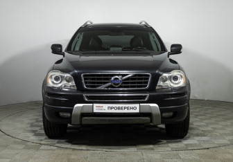 Подержанный автомобиль Volvo XC90 2012 года (2 фото)