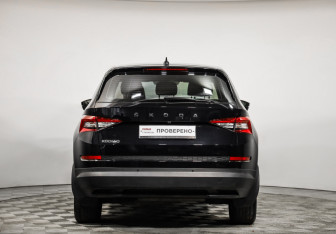 Подержанный автомобиль Skoda Kodiaq 2021 года (6 фото)