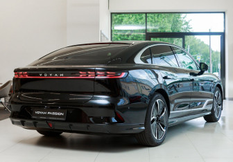 Новый Voyah Passion 2023 (5 фото)