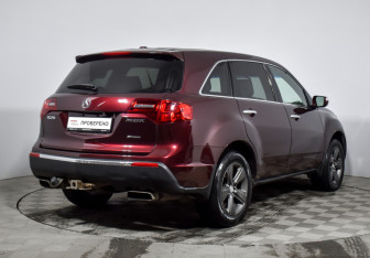 Подержанный автомобиль Acura MDX 2011 года (5 фото)