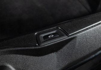 Подержанный автомобиль BMW X5 2019 года (25 фото)