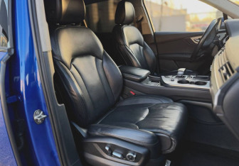 Подержанный автомобиль Audi Q7 2016 года (29 фото)