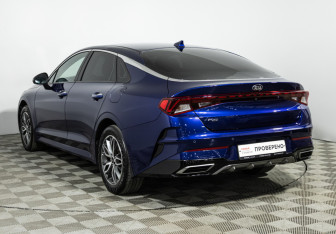 Подержанный автомобиль Kia K5 2020 года (7 фото)