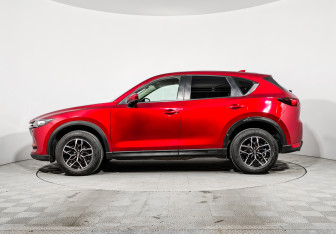 Подержанный автомобиль Mazda CX-5 2017 года (8 фото)