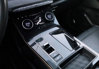 Подержанный автомобиль Exeed LX 2024 года (19 фото)