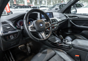 Подержанный автомобиль BMW X3 2019 года (15 фото)