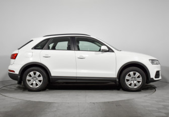 Подержанный автомобиль Audi Q3 2015 года (4 фото)