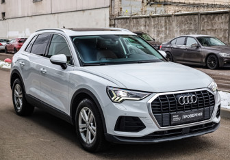 Подержанный автомобиль Audi Q3 2020 года (4 фото)