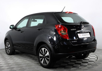 Подержанный автомобиль SsangYong Actyon 2012 года (7 фото)