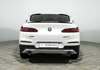 Подержанный автомобиль BMW X4 2019 года (6 фото)