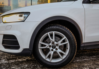 Подержанный автомобиль Audi Q3 2016 года (3 фото)