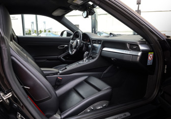 Подержанный автомобиль Porsche 911 Coupe 2016 года (34 фото)