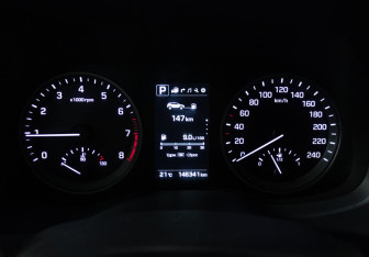 Подержанный автомобиль Hyundai Tucson 2017 года (12 фото)